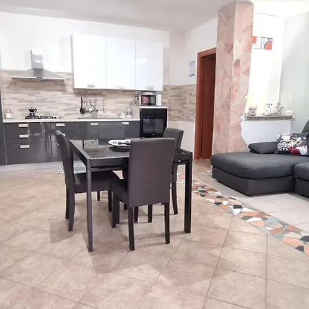 Holiday home Casa Lory *